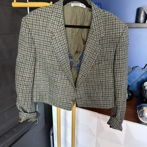 Houndstooth Blazer with Button Closure NWOT